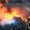 فروشگاه کفش ملی ساری طعمه حریق شد/ تخریب ۱۰۰ درصدی فروشگاه کفش ملی در ساری